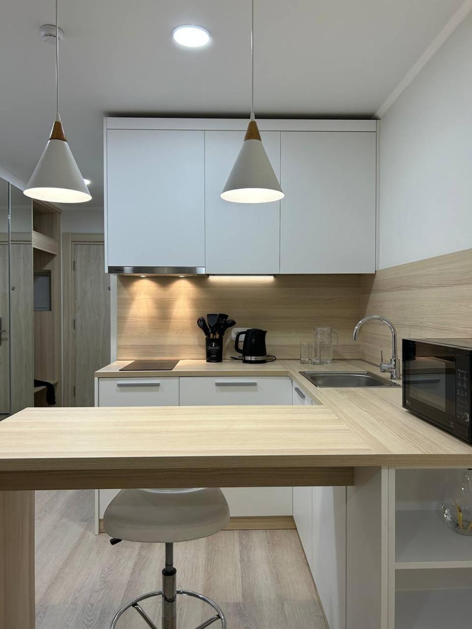 Apartment In Yes *
